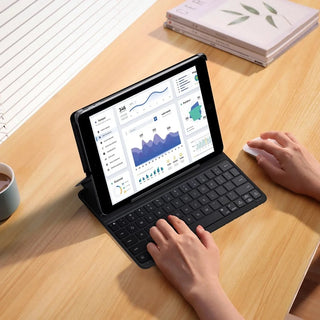 Husa cu tastatura integrata, pentru iPad 9.7 (2017/2018), 9.7", Sigloo, Golden