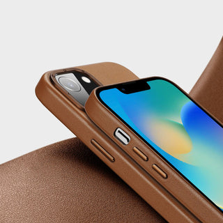 Husa pentru Apple iPhone 14 Plus, Dux Ducis Grit, culoare Maro, eleganta, din piele sintetica si interior de micro-fibra, MagSAfe